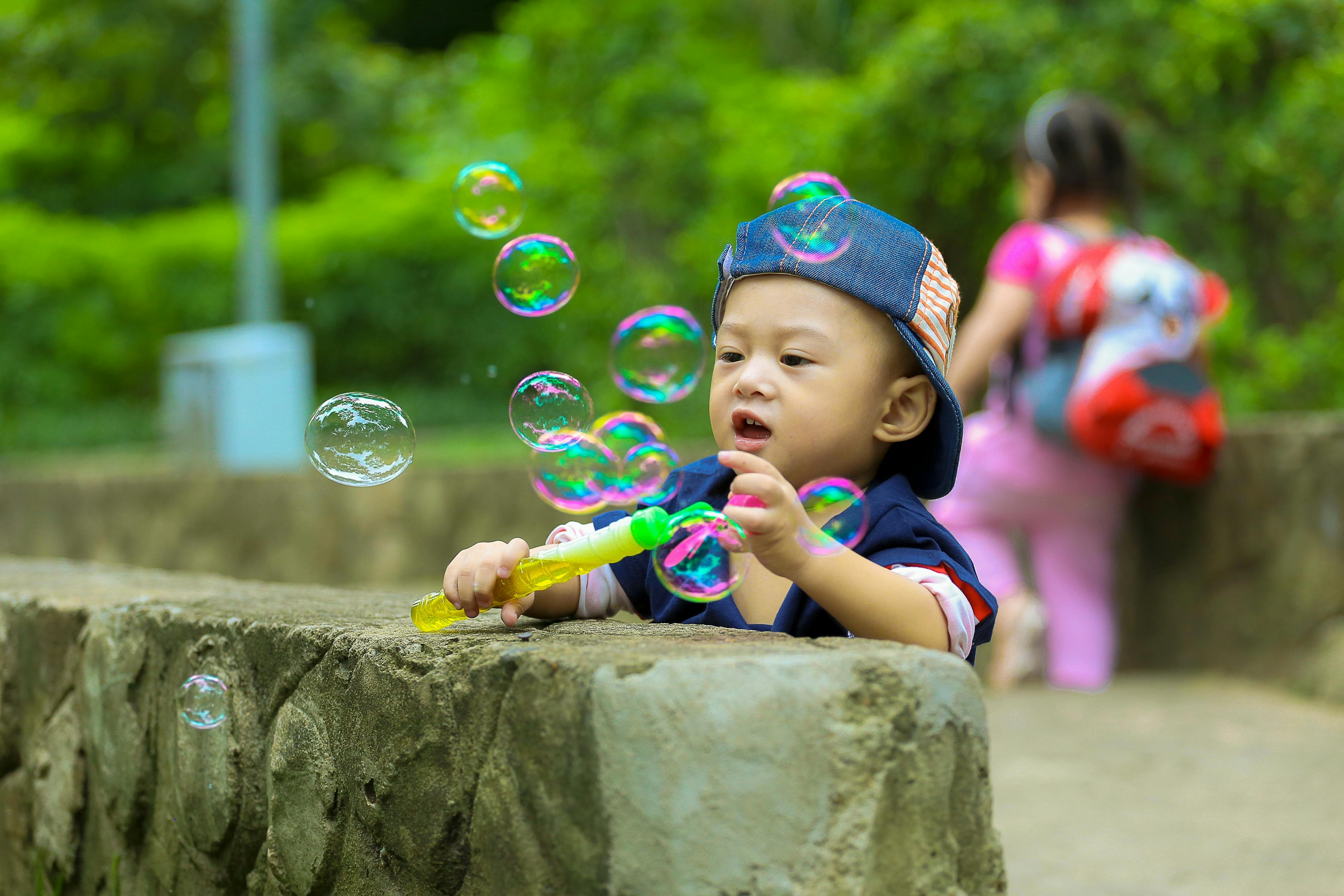 幼儿舞蹈新星，小男孩的魅力展现